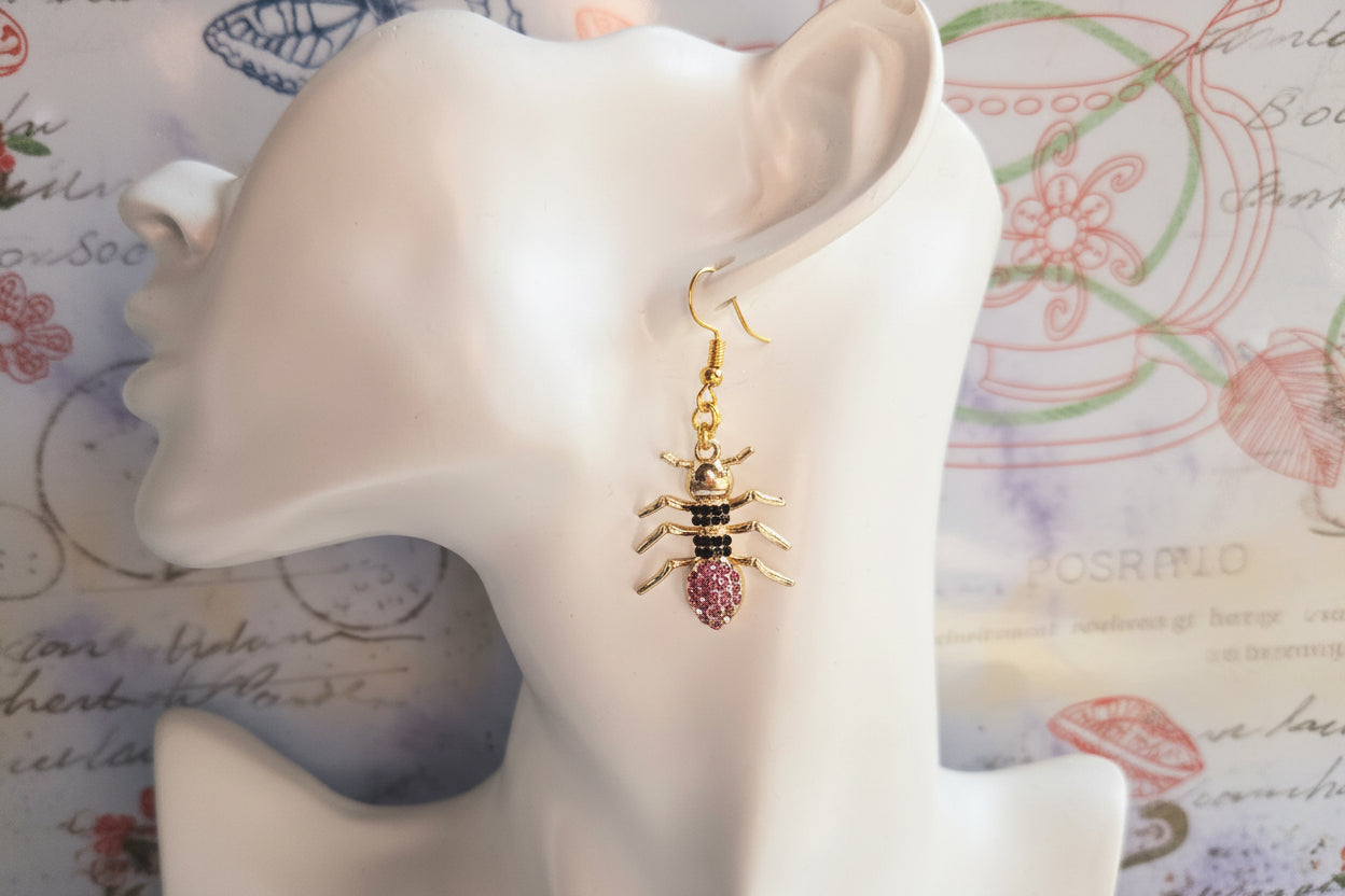Ant earrings