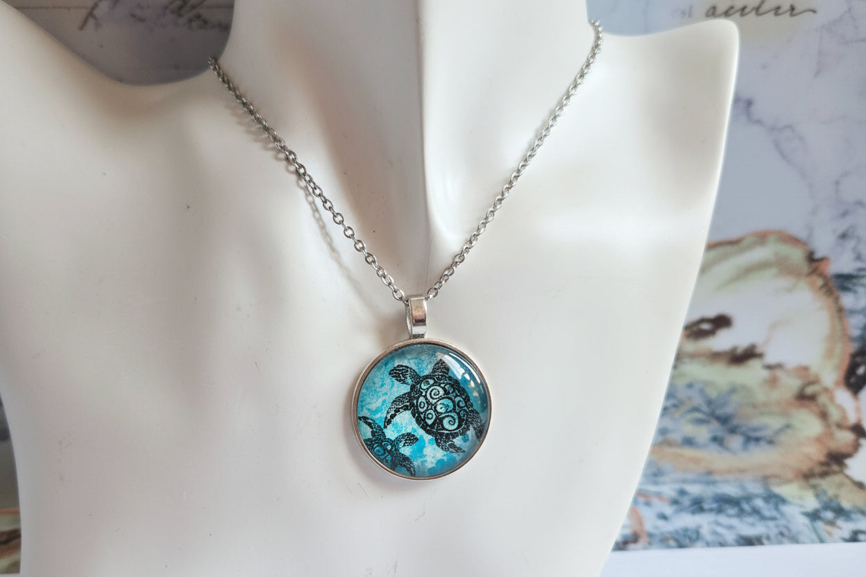 Turtle necklace