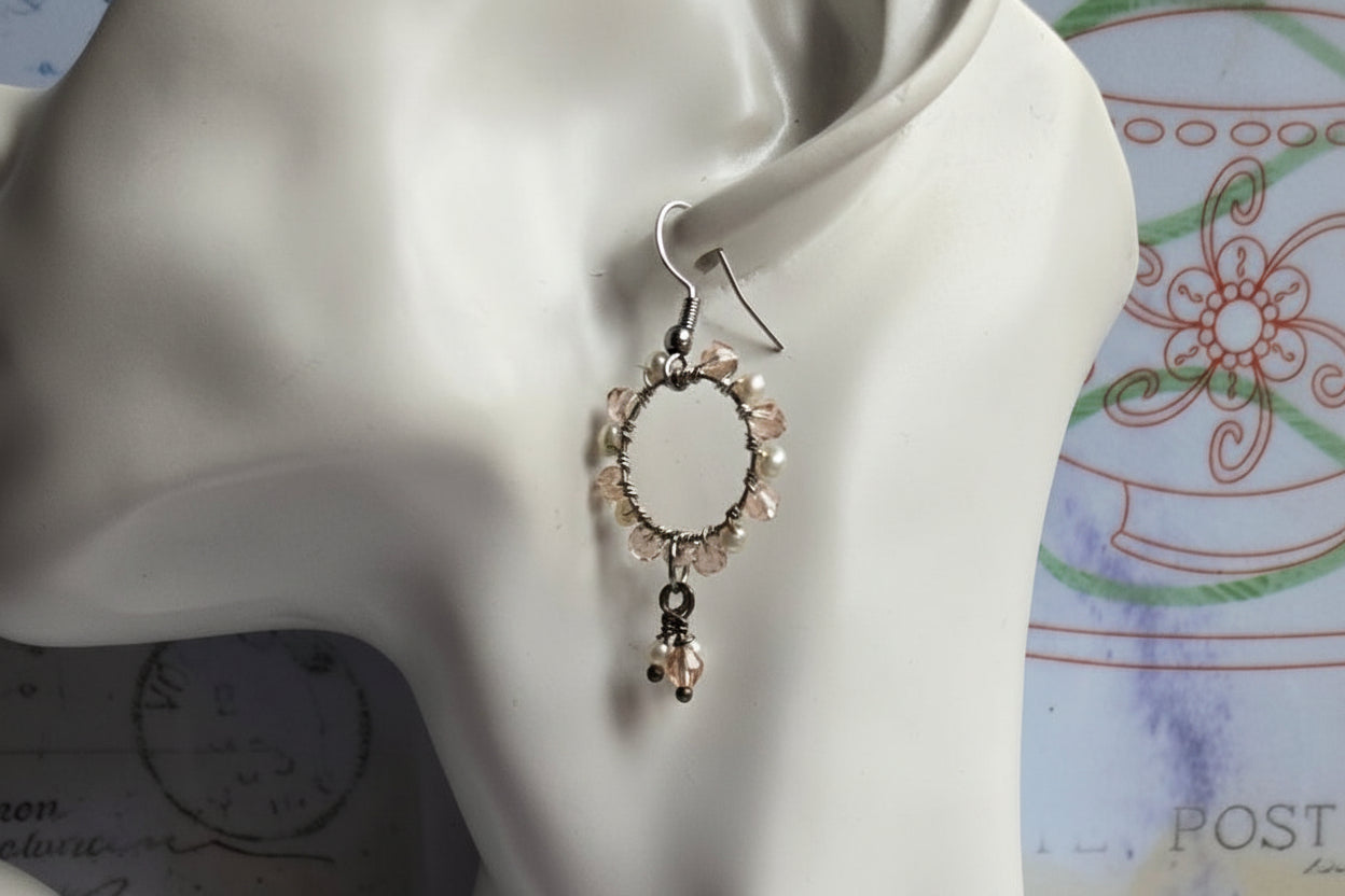 Dragonfly necklace and earrings set