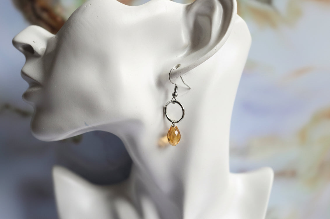 Teardrop earrings