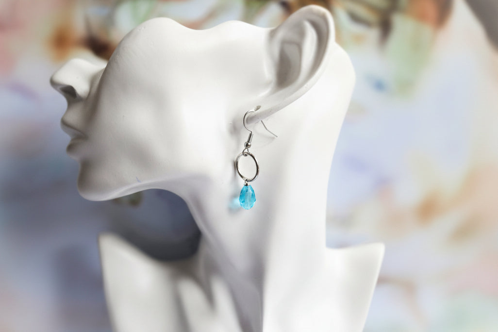Teardrop earrings