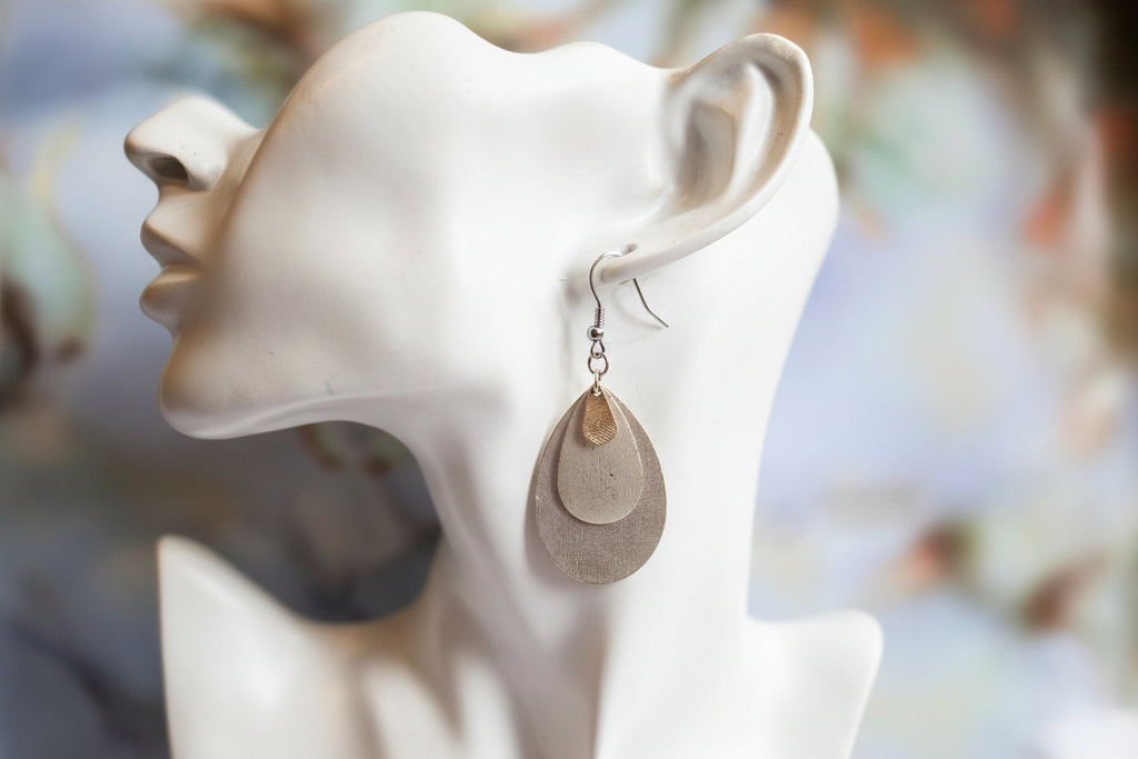 Teardrop earrings