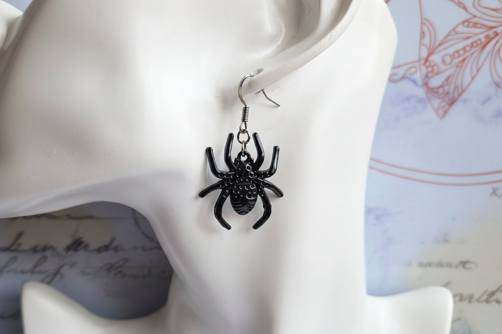 Black spider Earrings