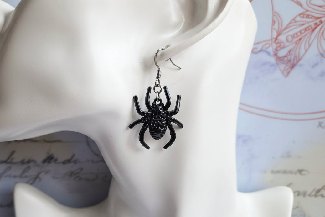 Black spider Earrings